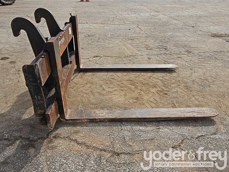 caterpillar-420f2-image-6