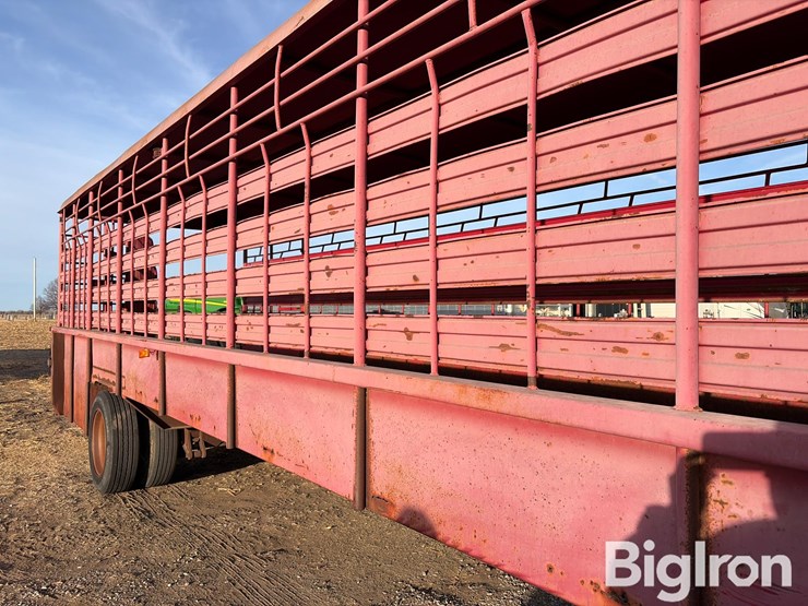 1990-gooseneck-s/a-livestock-trailer-image-13