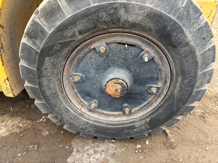 #2302-•-hyster-275-forklift-image-61