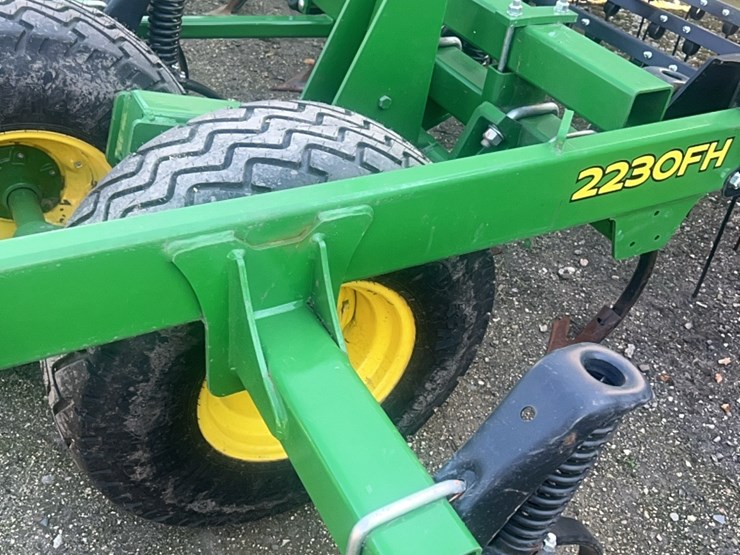 2024-john-deere-52-image-29