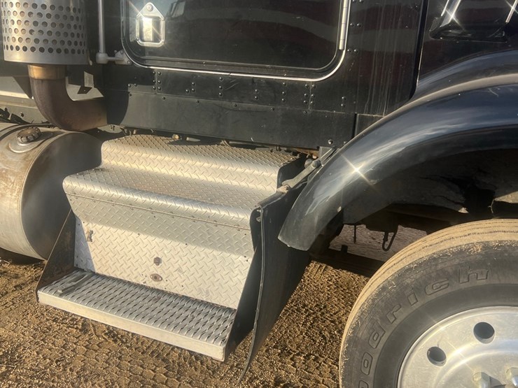 1992-kenworth-t800-image-22