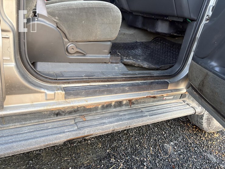 2003-chevrolet-silverado-3500-ls-image-7