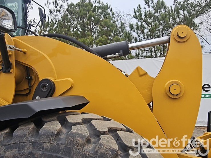 2026-caterpillar-926-image-20