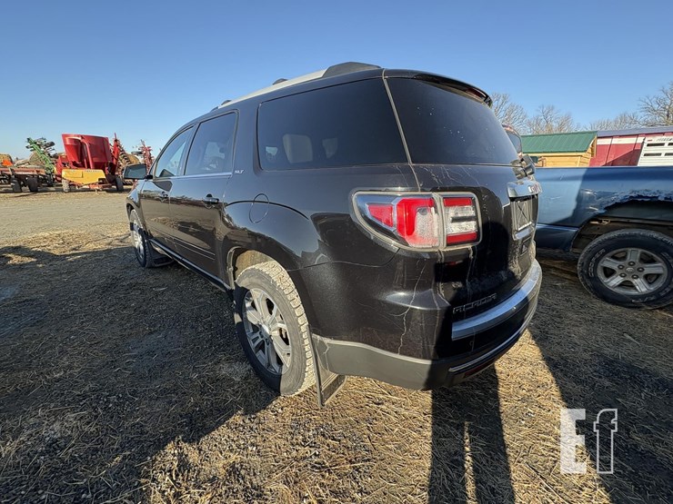 2014-gmc-acadia-image-7