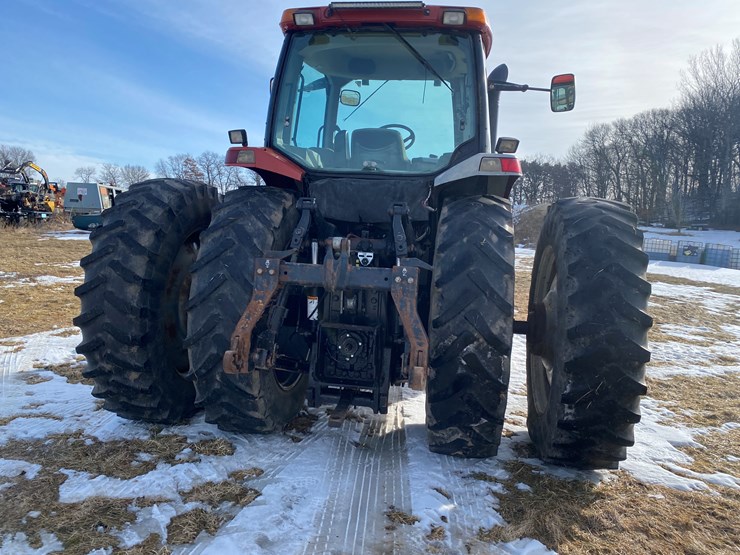 #125-•-2001-case-mx200-magnum-tractor-(colfax,-wi)-image-9
