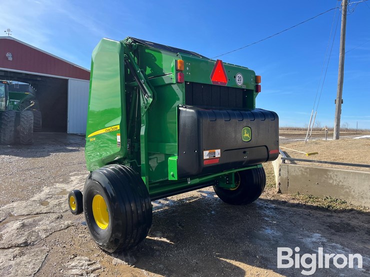 2021-john-deere-560m-image-7