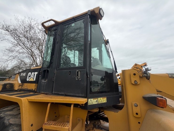 caterpillar-914g-image-36