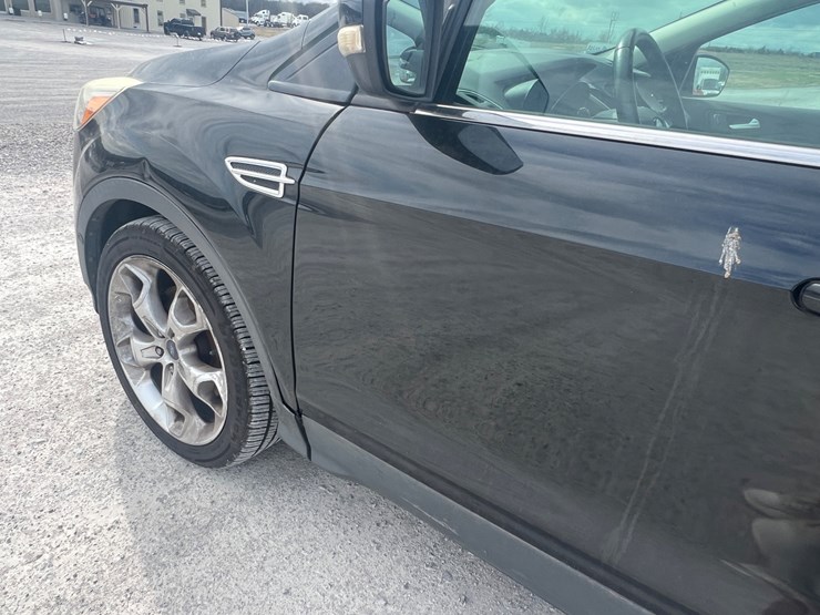 2014-ford-escape-titanium-image-13