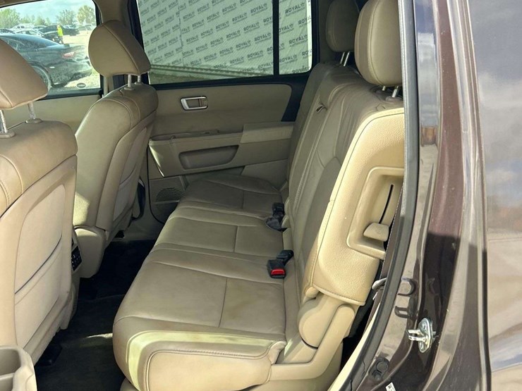 2013-honda-pilot-image-19