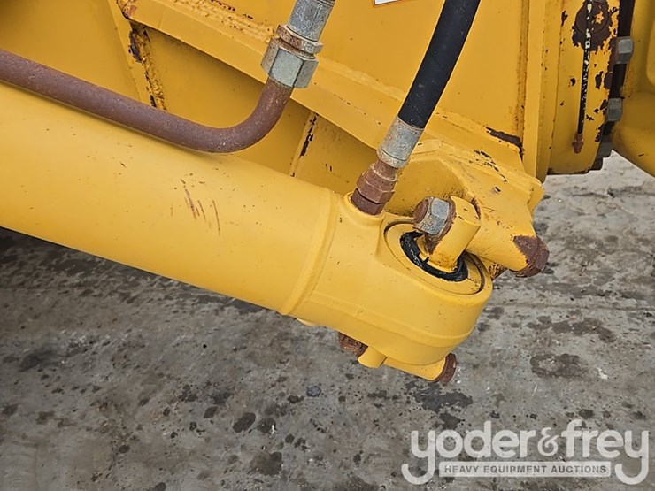 2013-deere-410et-image-24