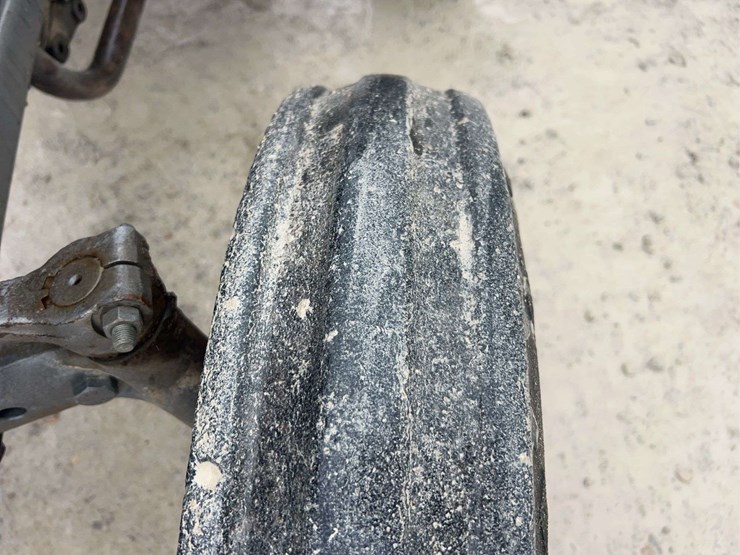 massey-ferguson-135-image-14