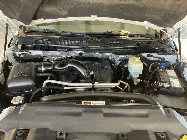 2014-dodge-2500-image-11