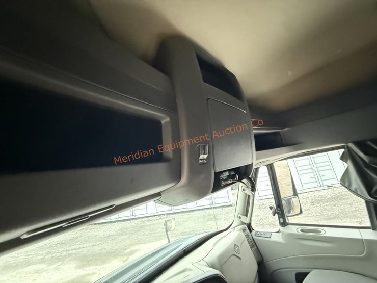 2017-international-prostar-image-76