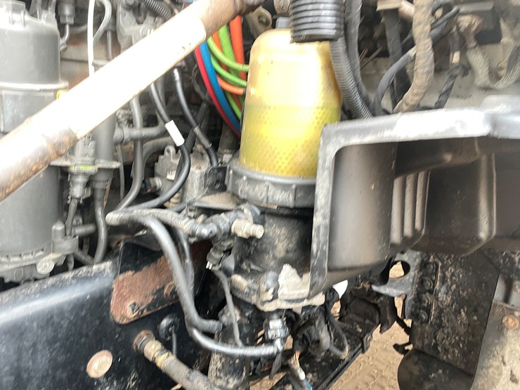 2019-kenworth-t880-image-35