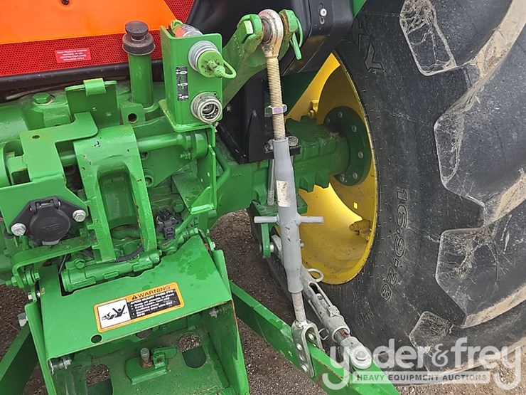 2020-john-deere-5075e-image-79