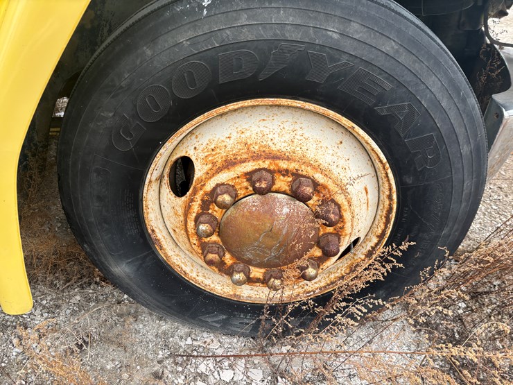 #2269-•-1992-freightliner-box-truck-image-56