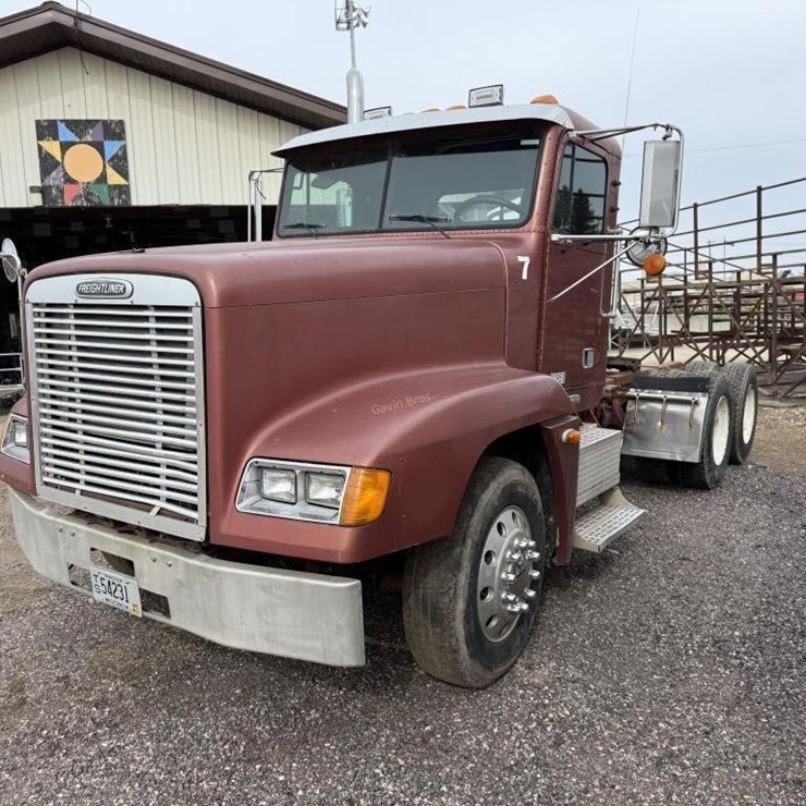 1999 FREIGHTLINER FLD120