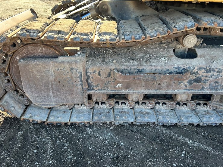 caterpillar-c4.4-image-85