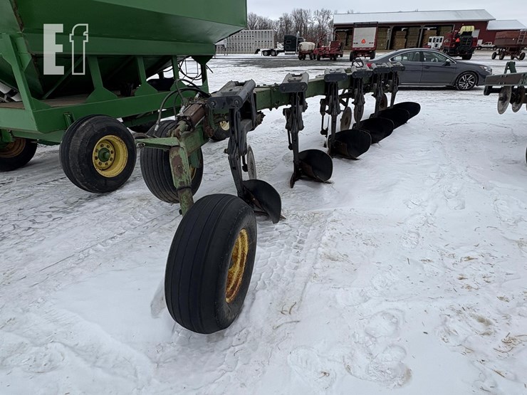 john-deere-2800-image-5