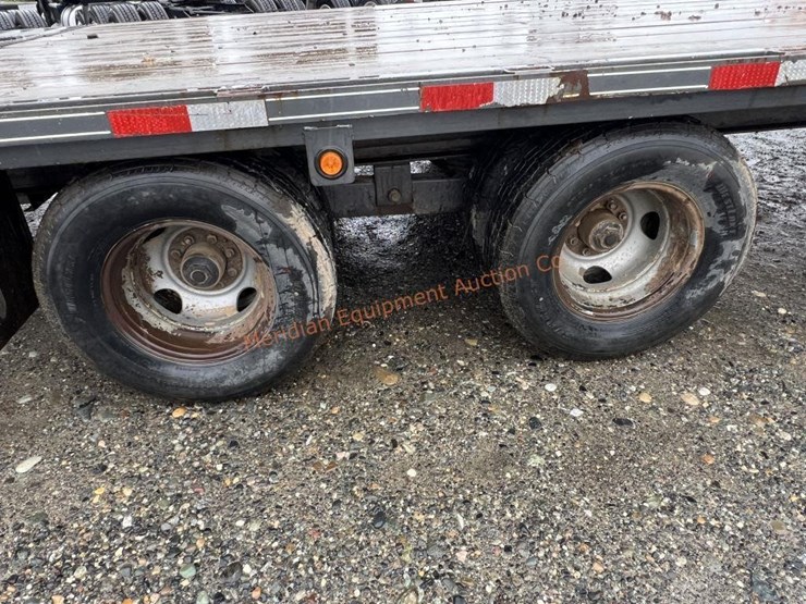 2003-titan-trailer-image-14