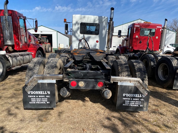 1998-kenworth-t800-image-6