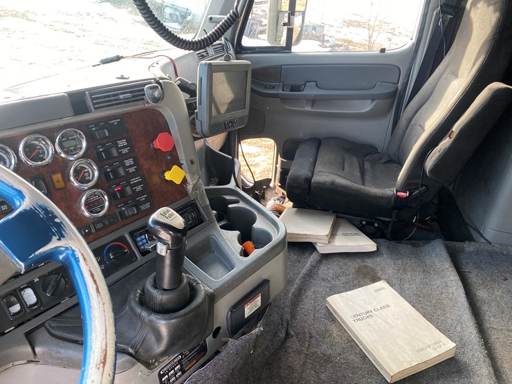 2003-freightliner-argosy-image-43