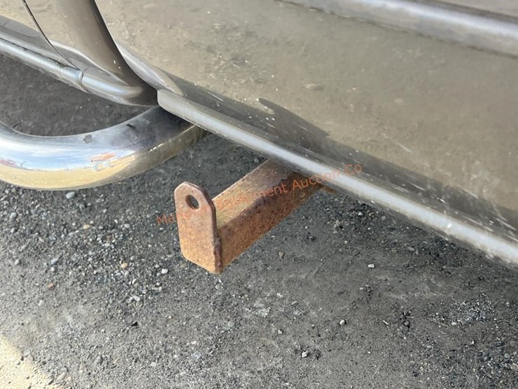 2002-chevrolet-silverado-2500-image-23