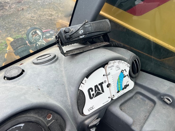 caterpillar-th255c-image-20