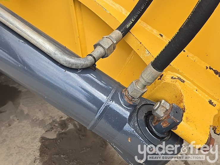 2018-deere-460e-image-28