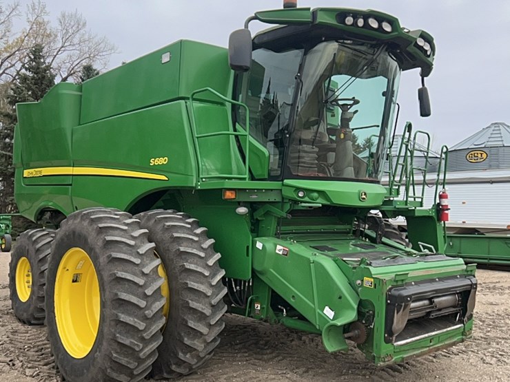 2014-john-deere-s680-image-6
