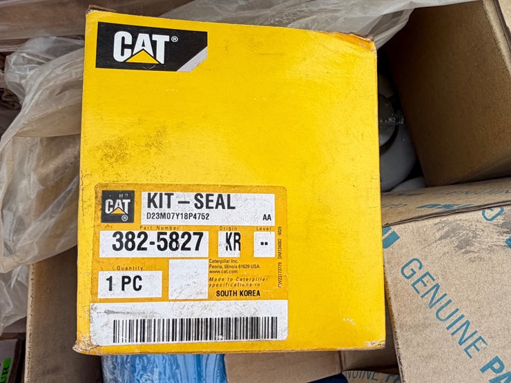 #34015-•-pallet-of-filters-image-7