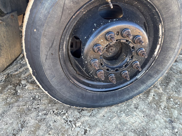 2011-miller-bobcat-225-image-98