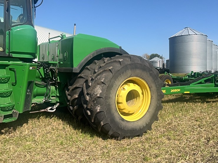 2016-john-deere-9520r-image-10