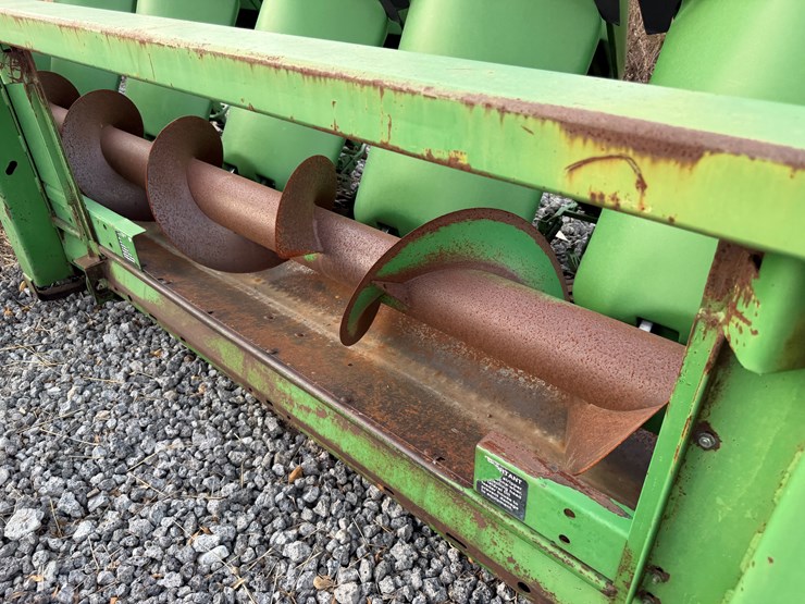 john-deere-893-image-46