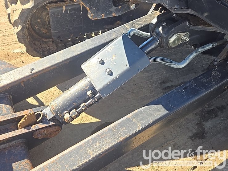 2022-kubota-u25-image-26