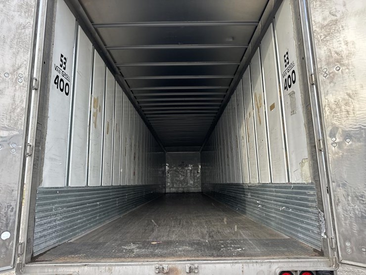 2019-utility-53'-image-20