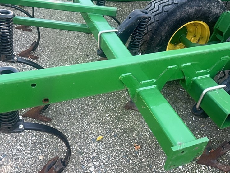 2024-john-deere-52-image-25