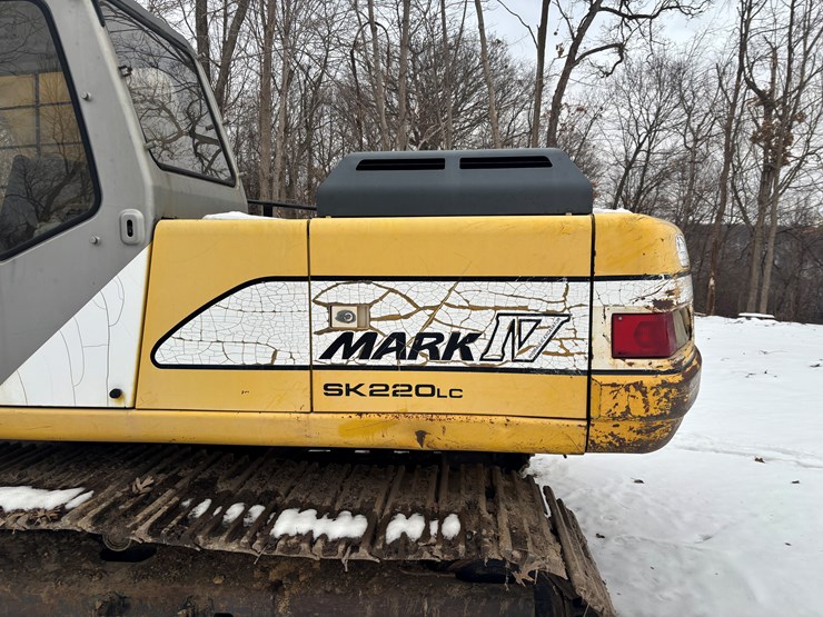 #2283-•-kobelco-sk-220-mark-iv-excavator-image-10