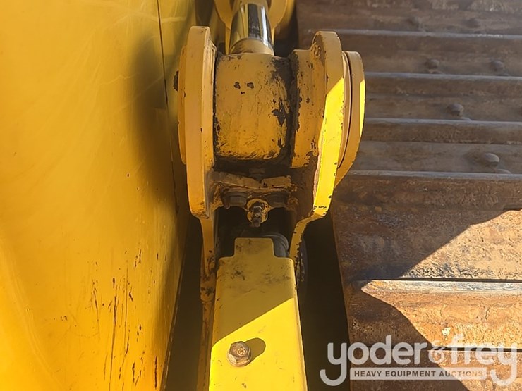 2018-komatsu-d51px-24-image-39