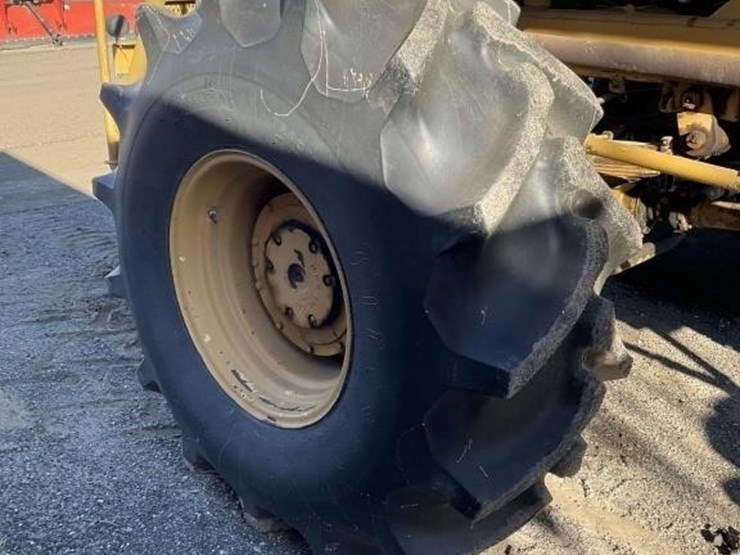 caterpillar-3208-image-13