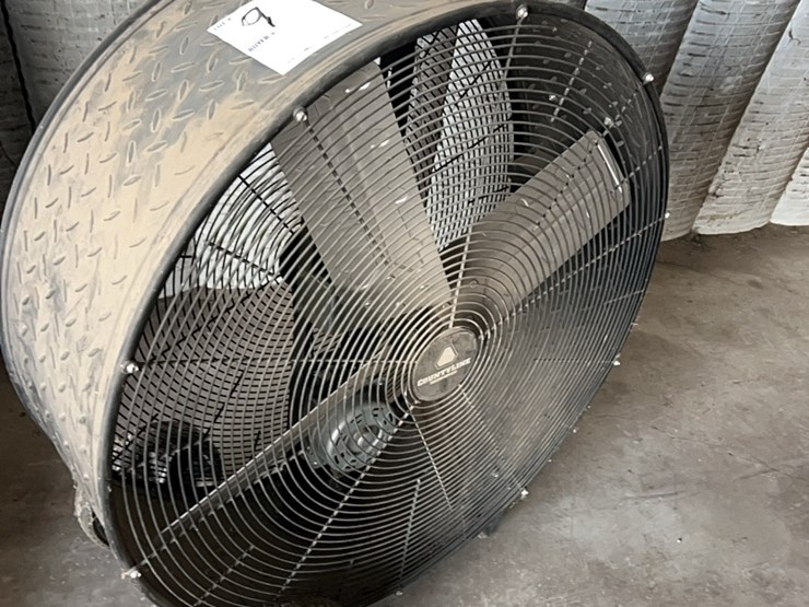 very-large-commercial-duty-fan-image-2