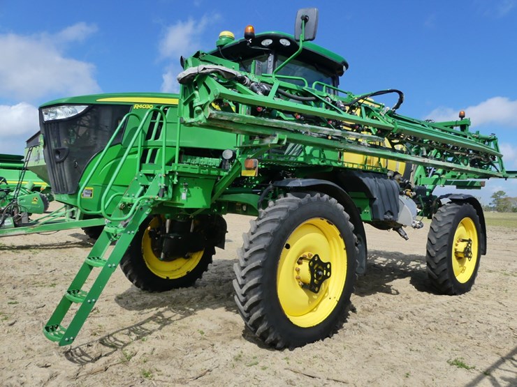 2017-john-deere-r4030-image-1
