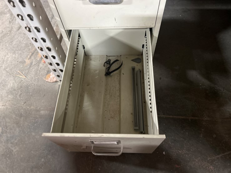 #5455-•-approx.-4'-file-cabinet-image-6