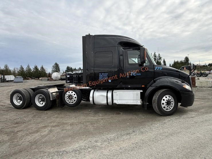 2017-international-prostar-image-9