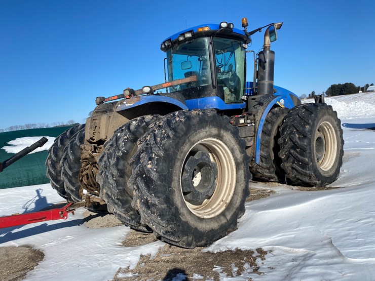 2011-new-holland-390-image-7