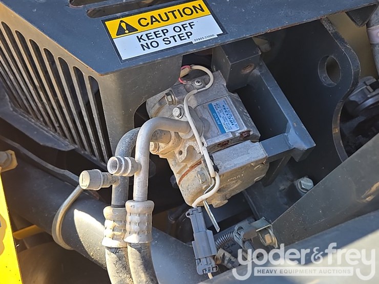 2022-komatsu-pc360-lc-11-image-67