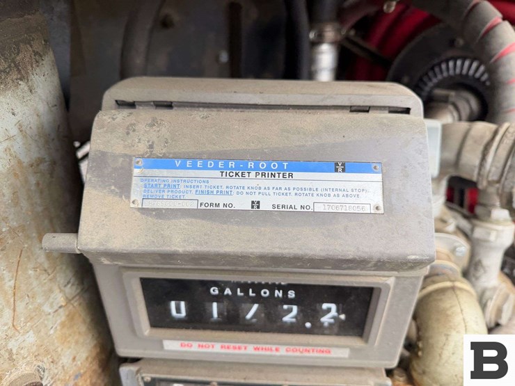 1993-freightliner-fld112-image-33