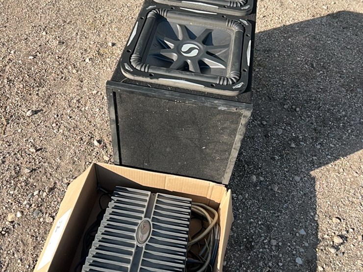 deluxe-speaker-system-for-car-or-tractor-image-4