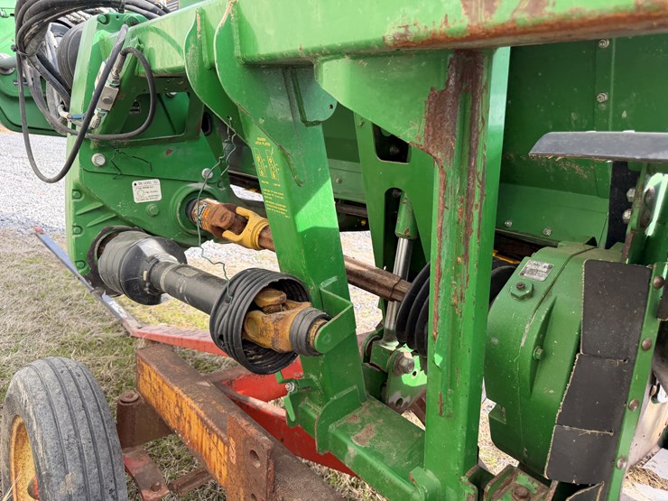 john-deere-630d-image-13