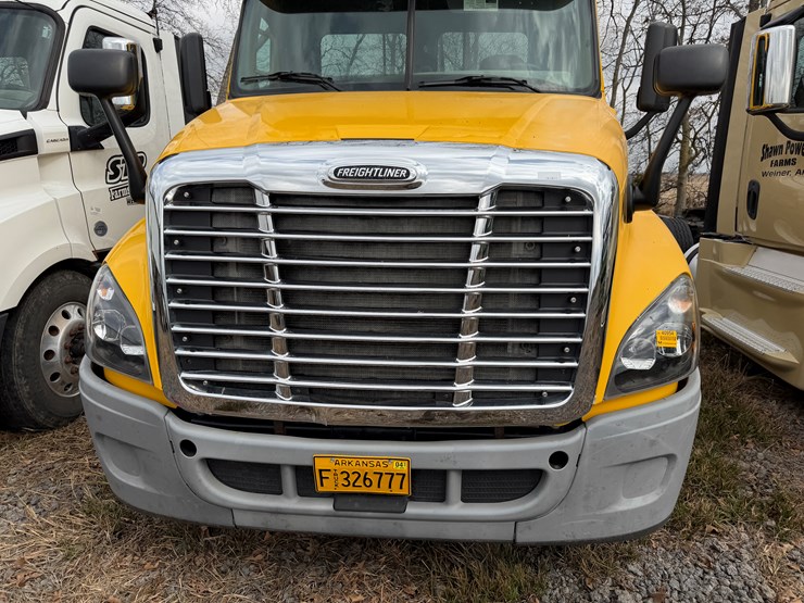 #40954-•-2016-freightliner-t/a-daycab-truck-tractor-3akjgedv4gsgw5933-image-33